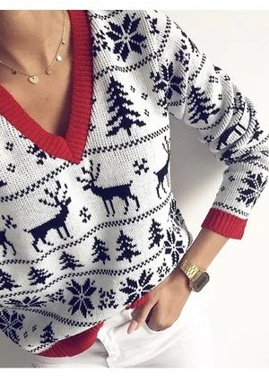 WINTER TIME SWEATER WITH RED EDGES