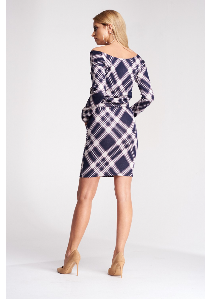 PENCIL DRESS IN HOUNDSTOOTH PATTERN