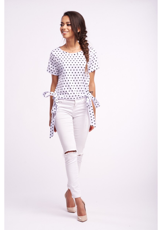 BLUZKA W GROSZKI Z KOKARDKAMI