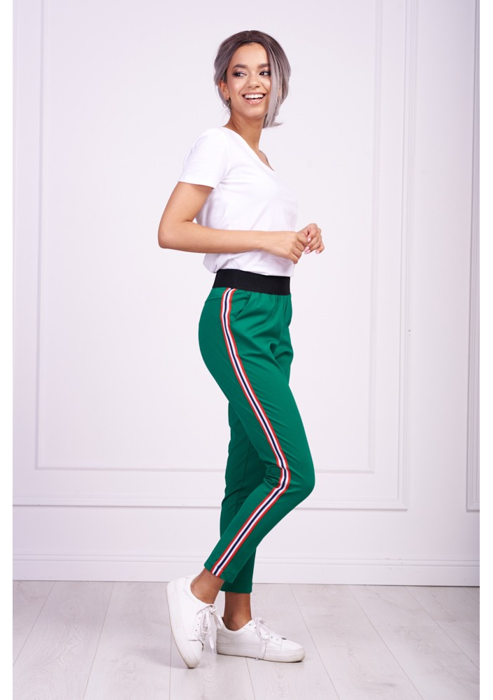 KOMPLET Z SZORTAMI W CYTRYNY