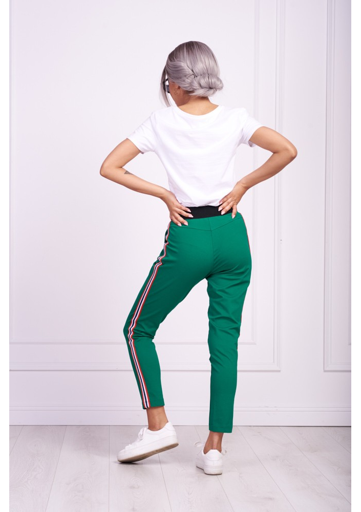 KOMPLET Z SZORTAMI W CYTRYNY