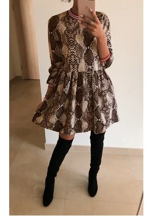 DRESS