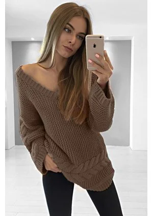 SWETER OVERSIZE Z WARKOCZEM ILM