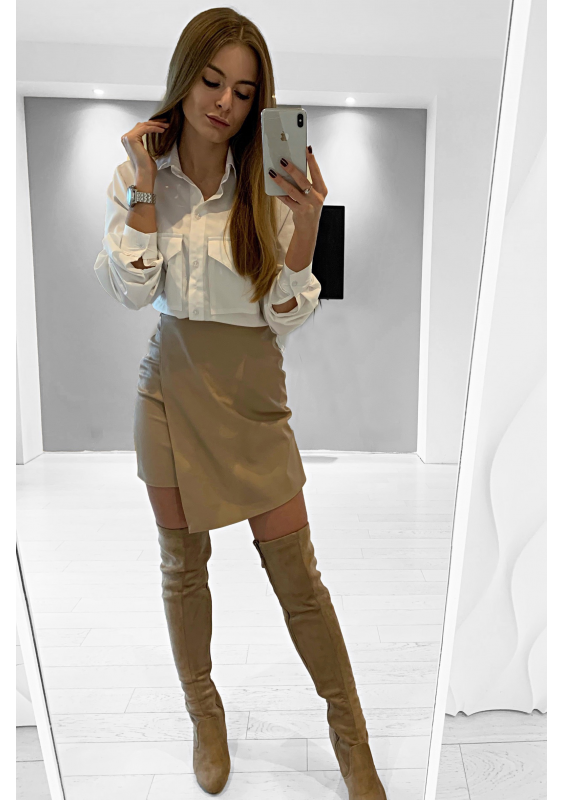 SPÓDNICZKA Z IMITACJI SKÓRY Z ASYMETRIĄ