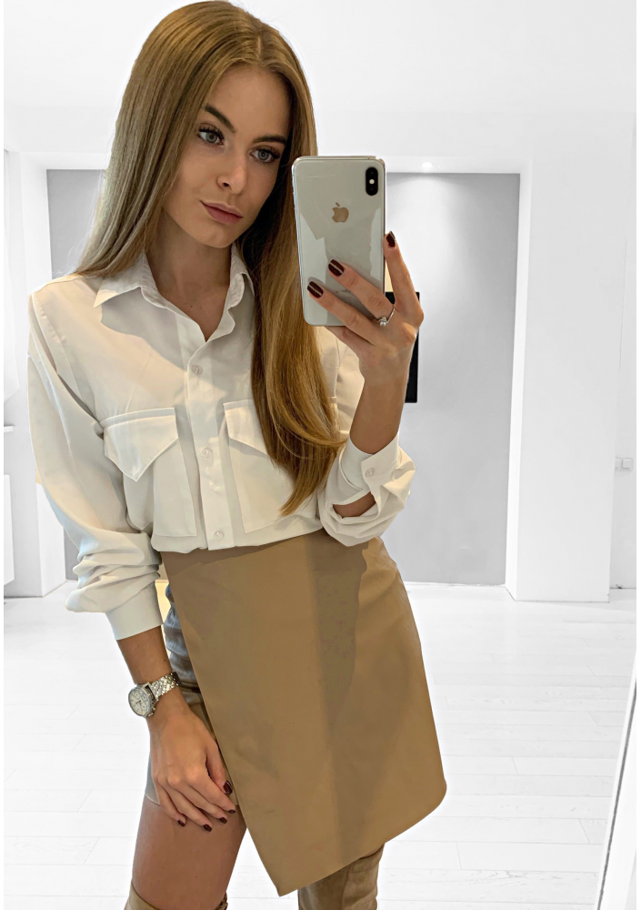 SPÓDNICZKA Z IMITACJI SKÓRY Z ASYMETRIĄ