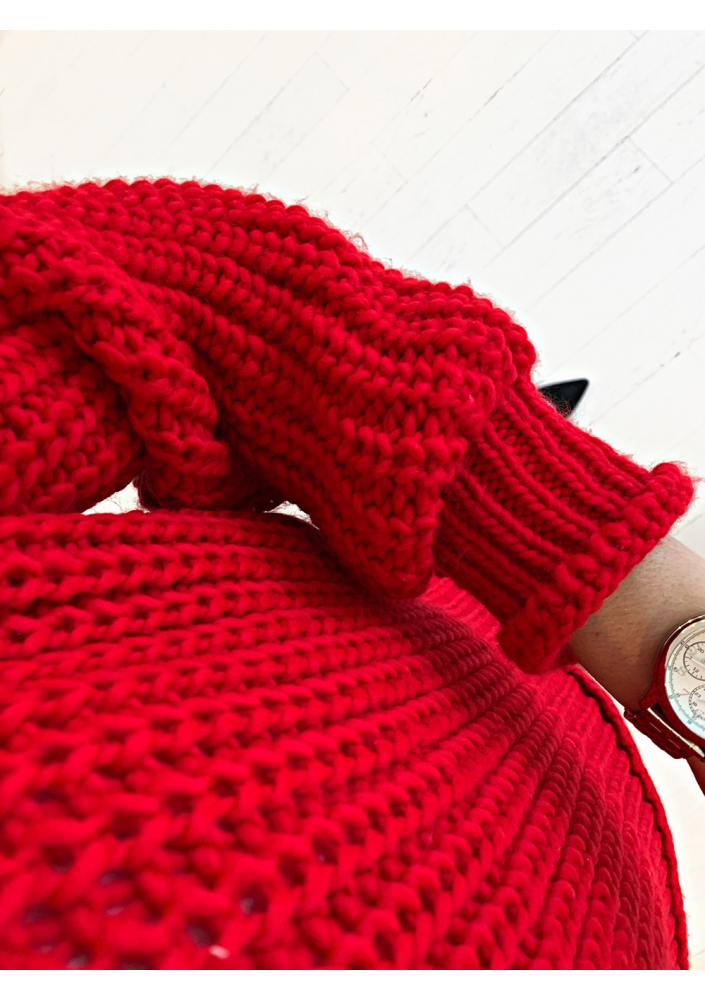 KRÓTKI SWETER Z PÓŁGOLFEM ILM P015