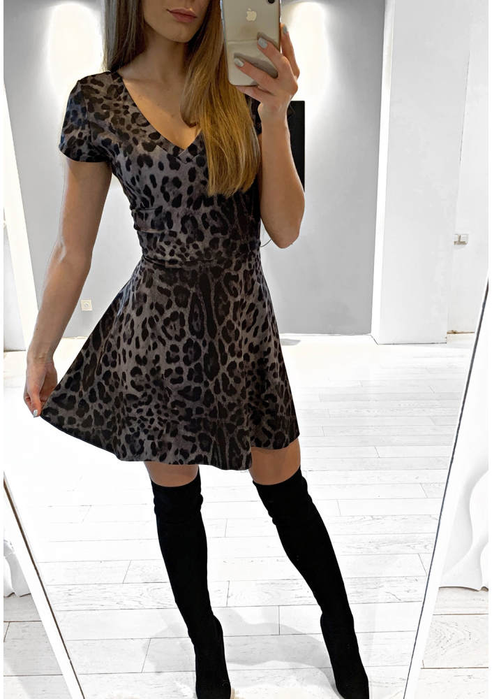 ROZKLOSZOWANA SUKIENKA BLACK LEOPARD PRINT ILM