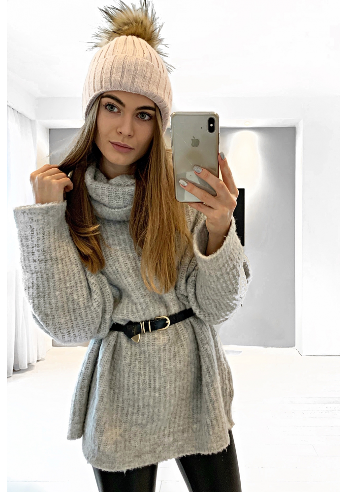 CZAPKA ZIMOWA Z POMPONEM ILM C01