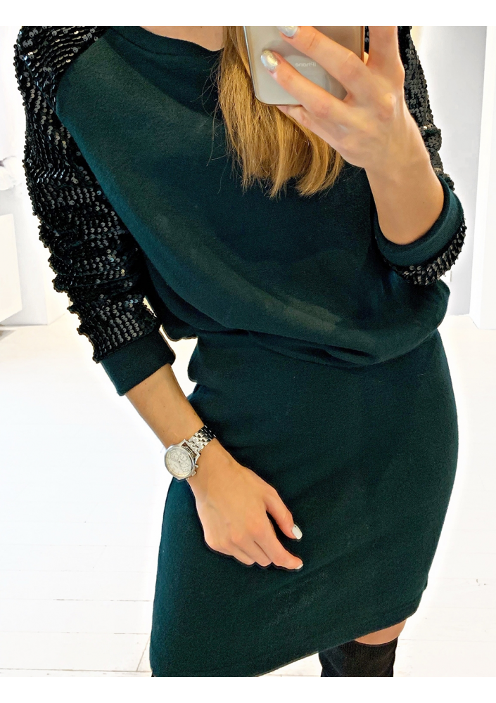 KOMPLET Z CEKINOWYMI RĘKAWAMI