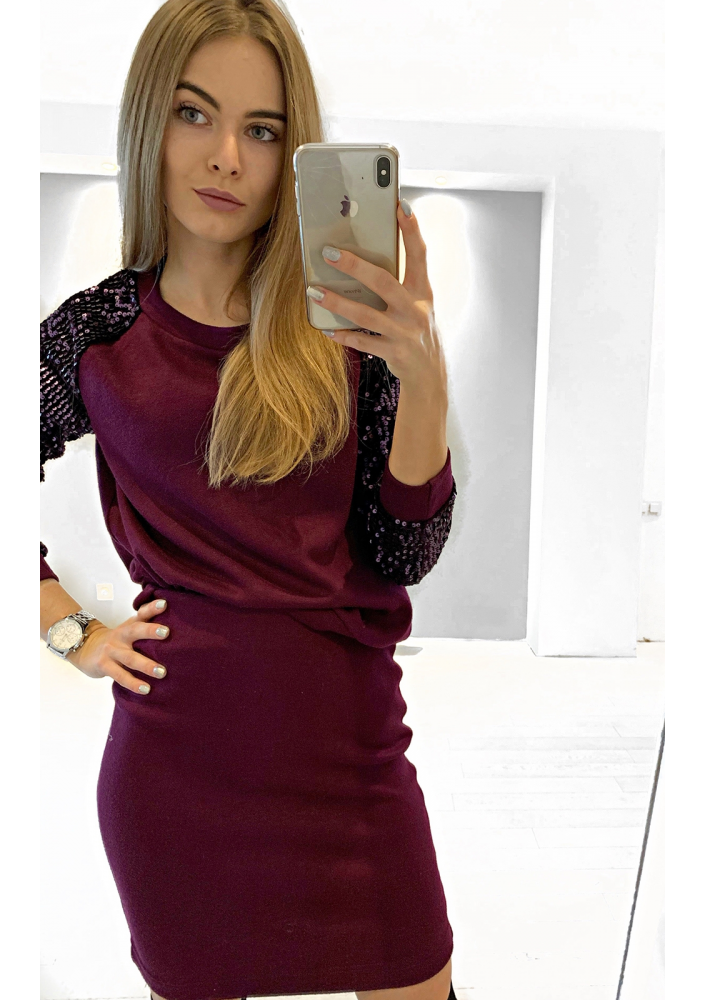 KOMPLET Z CEKINOWYMI RĘKAWAMI