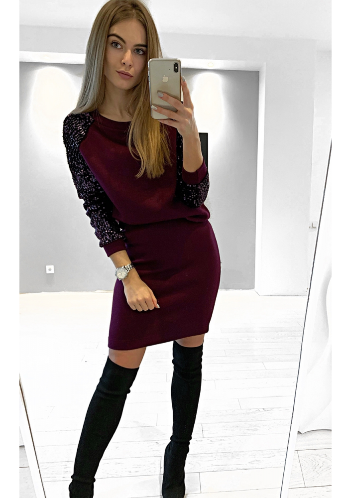 KOMPLET Z CEKINOWYMI RĘKAWAMI