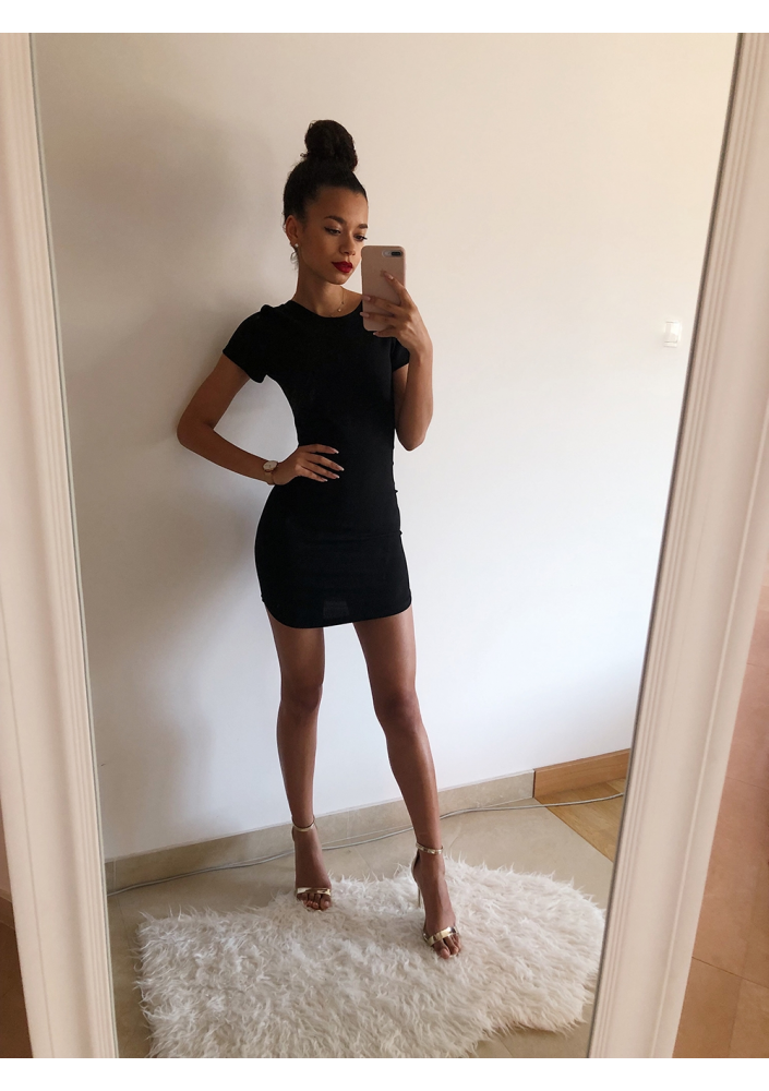 DOPASOWANA SUKIENKA BASIC