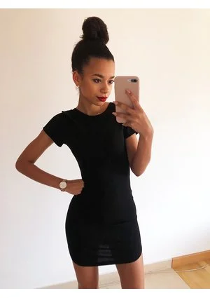 DOPASOWANA SUKIENKA BASIC