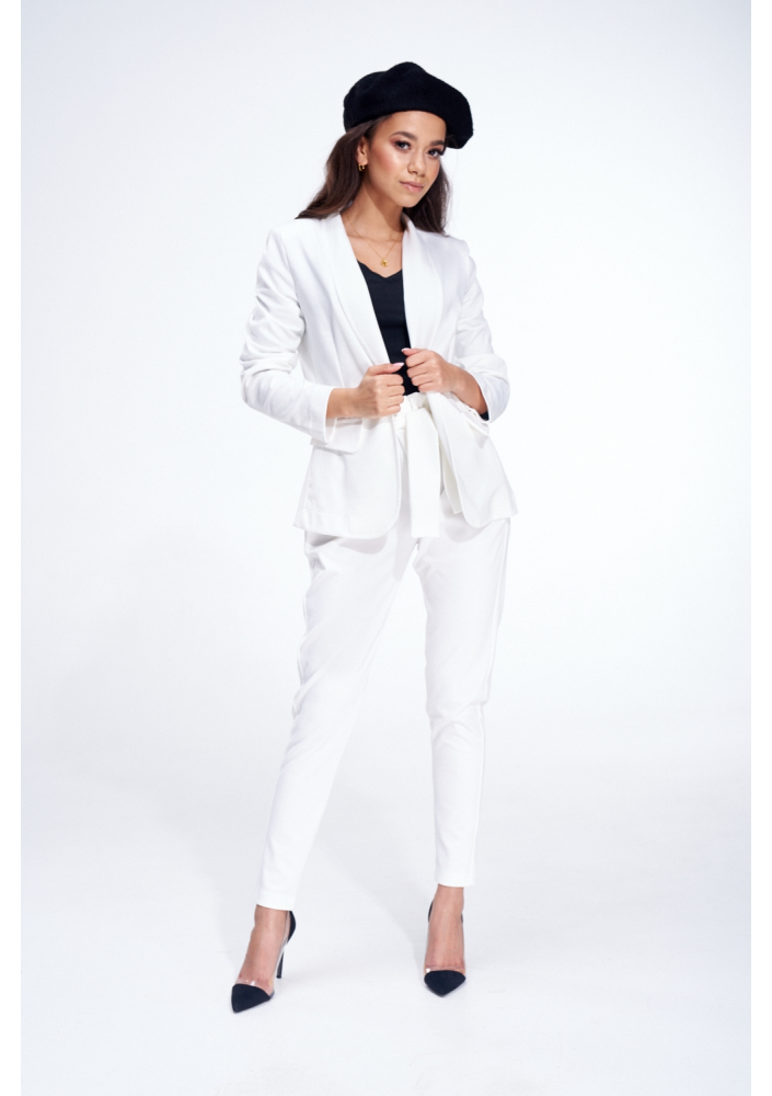 SPODNIE Z WYOKIM STANEM