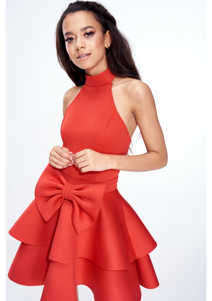 SUKIENKA Z ODPINANĄ KOKARDĄ