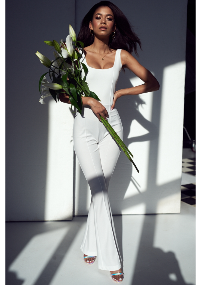 KOMBINEZON Z POSZEŻANĄ NOGAWKĄ