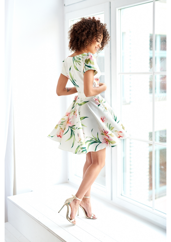 SUKIENKA Z PÓŁTORA KOŁA PASTEL FLOWER PRINT