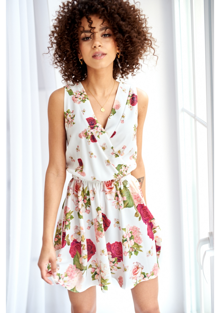 ROZKLOSZOWANA SUKIENKA Z KOPERTOWĄ GÓRĄ PRINT