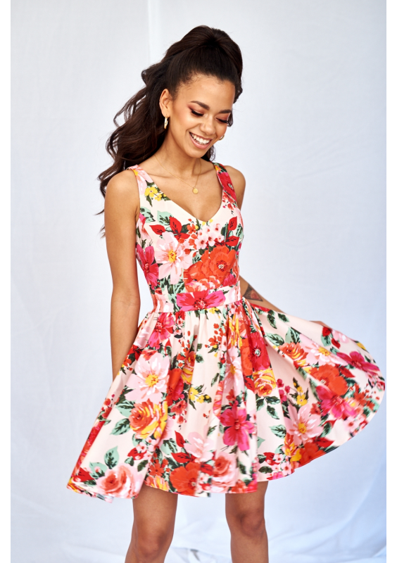 SUKIENKA Z KOŁA W KWIATY POWDER