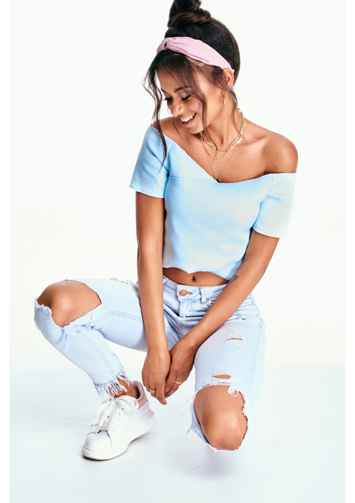 KRÓTKI TOP ZE ŚCIĄGACZOWEJ DZIANINY