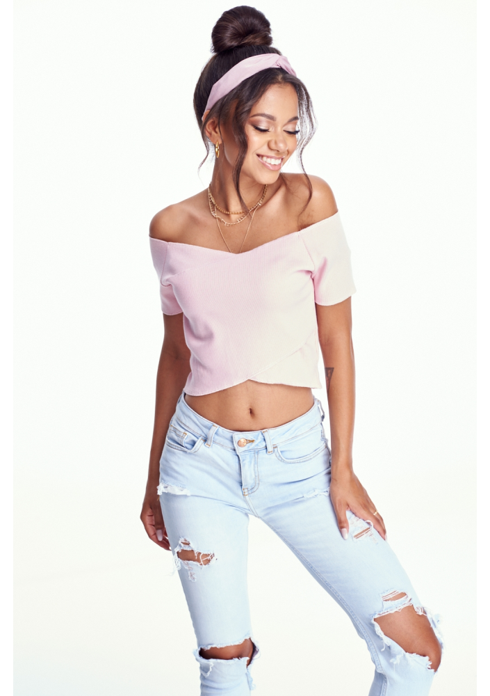 KRÓTKI TOP ZE ŚCIĄGACZOWEJ DZIANINY