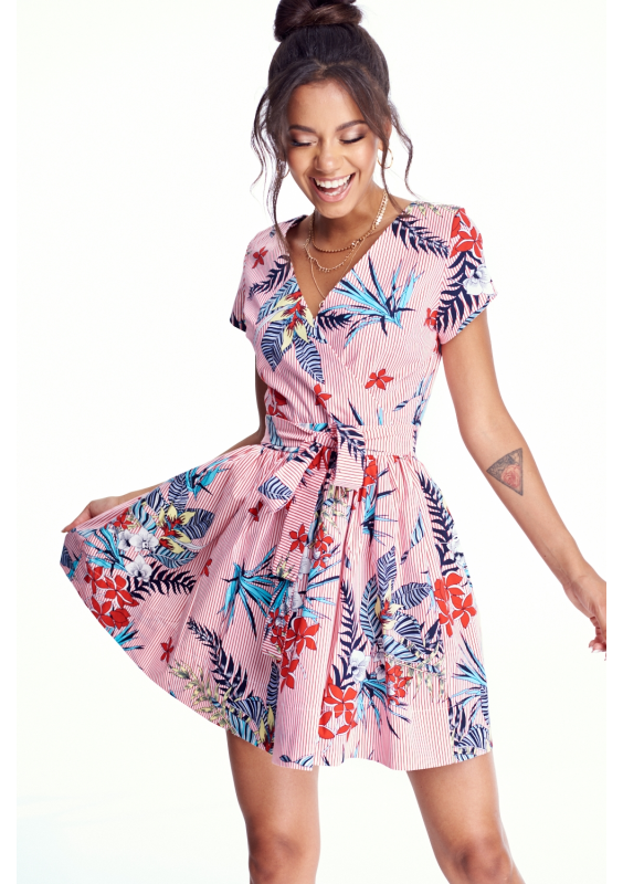 ROZKLOSZOWANA SUKIENKA Z POPELINY W KWIATY