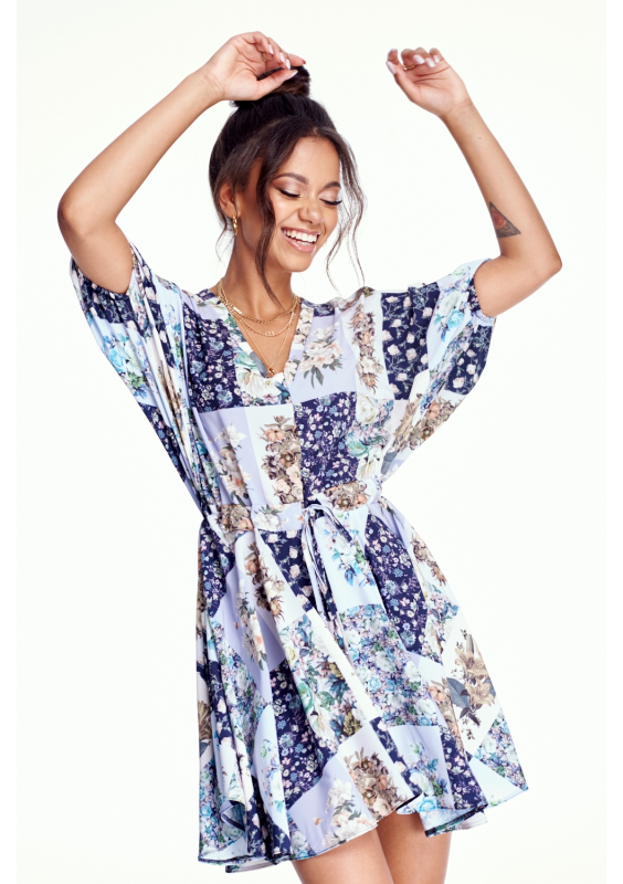 SUKIENKA Z TROCZKIEM FLOWERS PATCHWORK PRINT