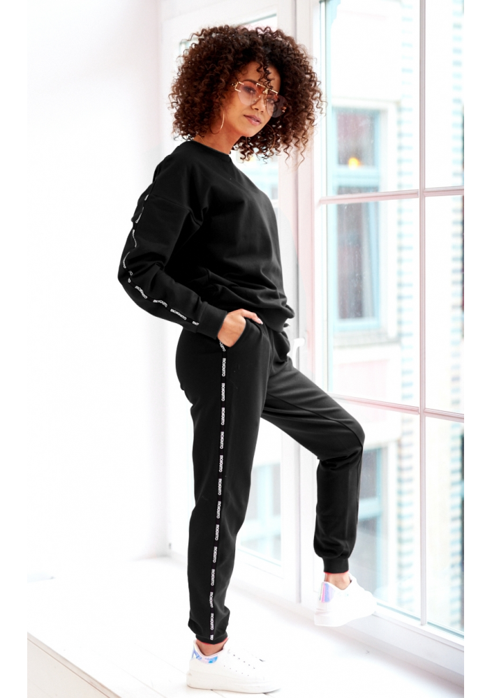 DRES Z LAMPASAMI LOGO BRAND ILM