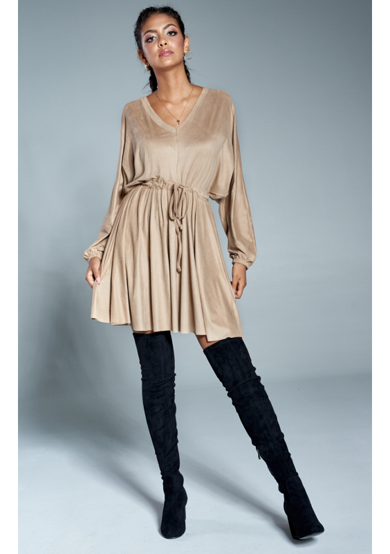 Sukienka z troczkiem z delikatnego zamszu Beżowa