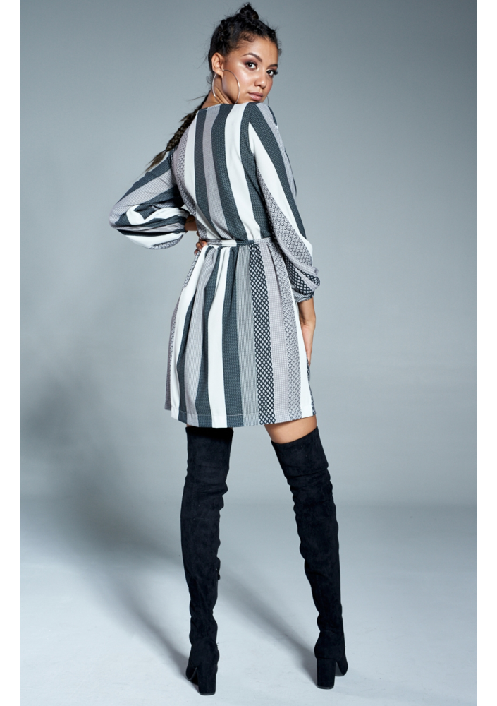 Kopertowa sukienka w paski Czarne