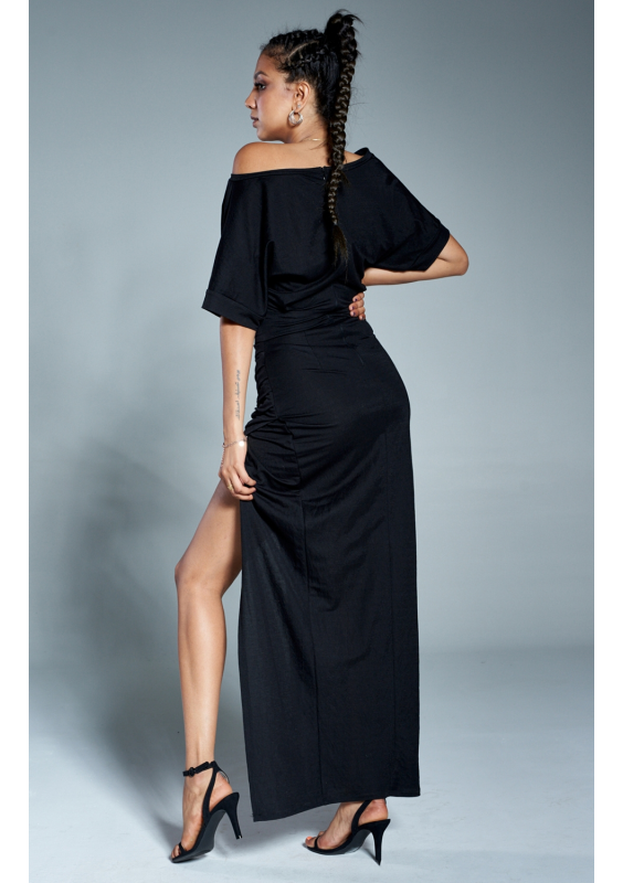Dopasowana sukienka maxi z kimonową górą Czarna