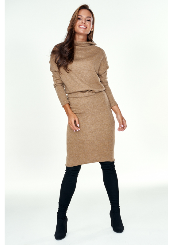 Komplet swetrowy z golfem Beżowy