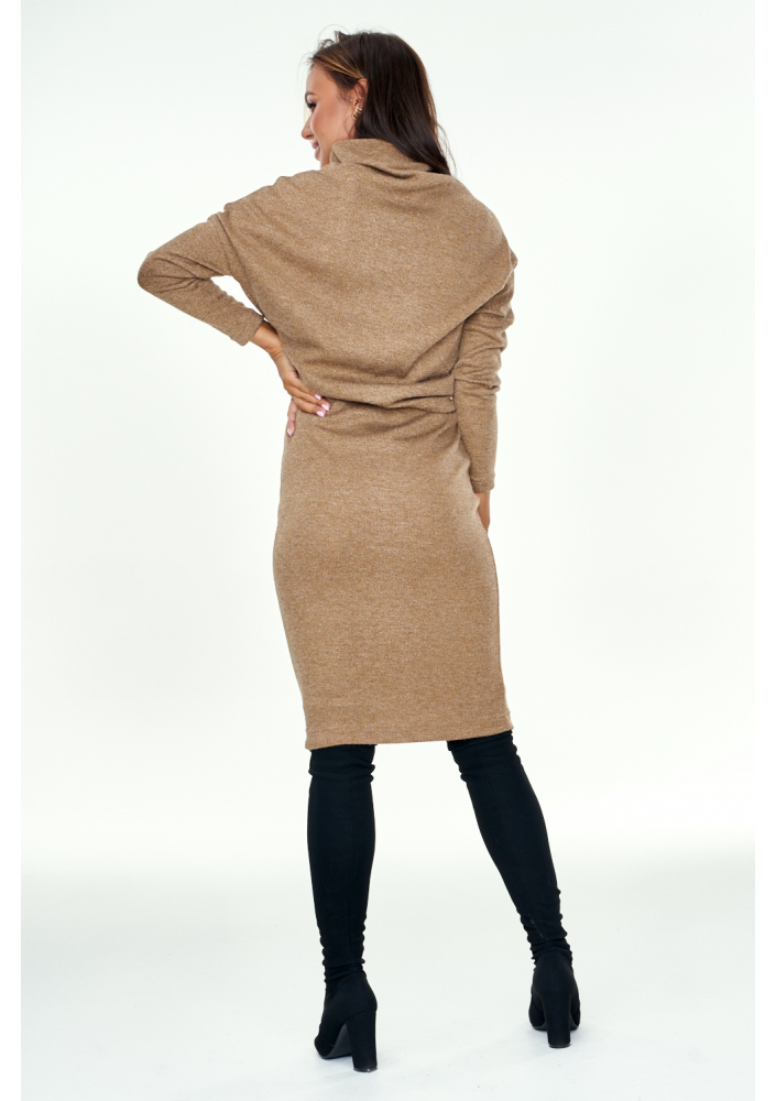 Komplet swetrowy z golfem Beżowy