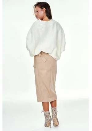Sweter oversize z dekoltem V A006 Kremowy ILM