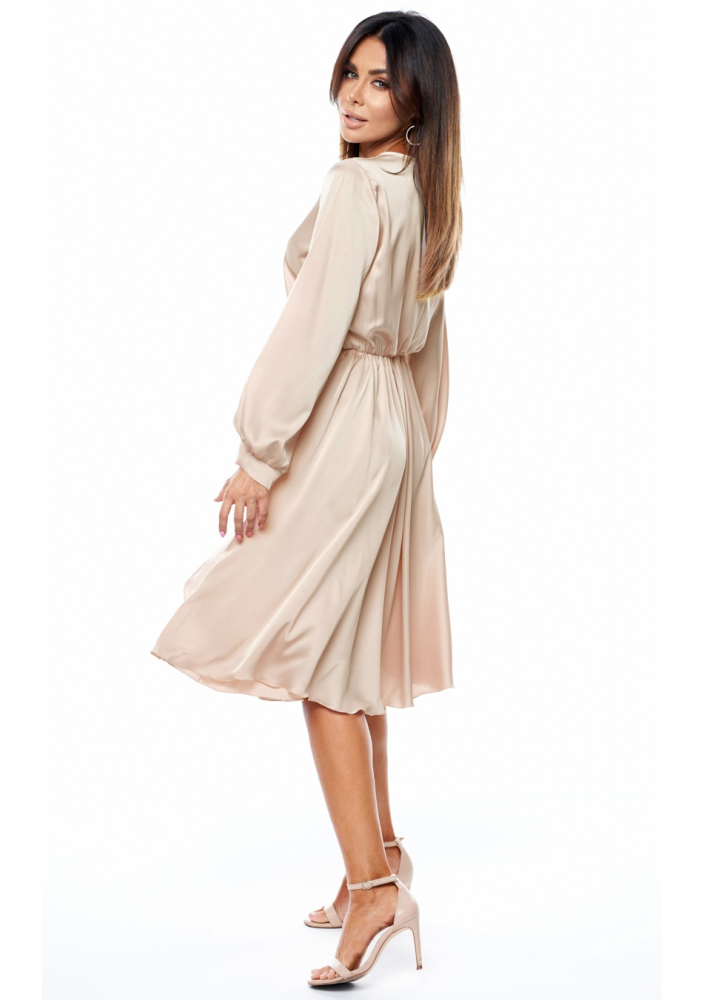 Sukienka MIDI z satyny nude