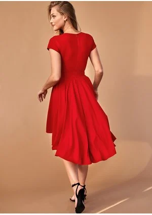 Sukienka z półtora koła z asymetrią Czerwona