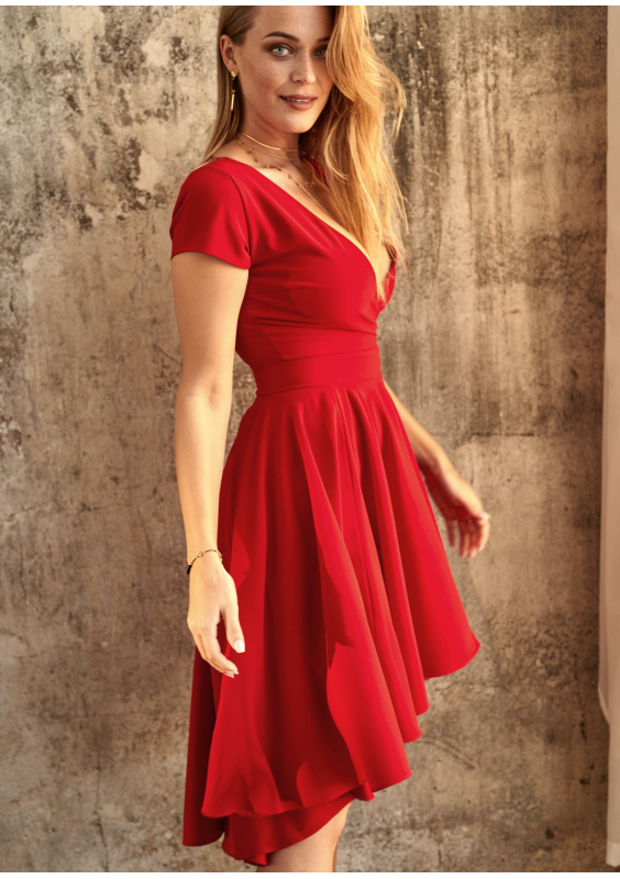 Sukienka z półtora koła z asymetrią Czerwona