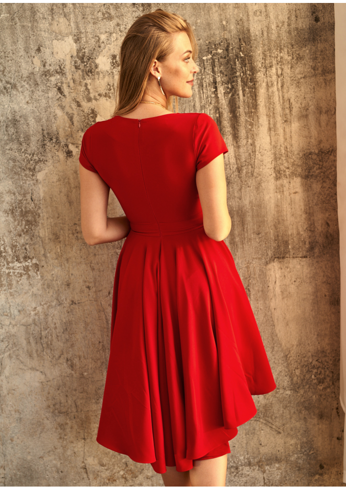 Sukienka z półtora koła z asymetrią Czerwona