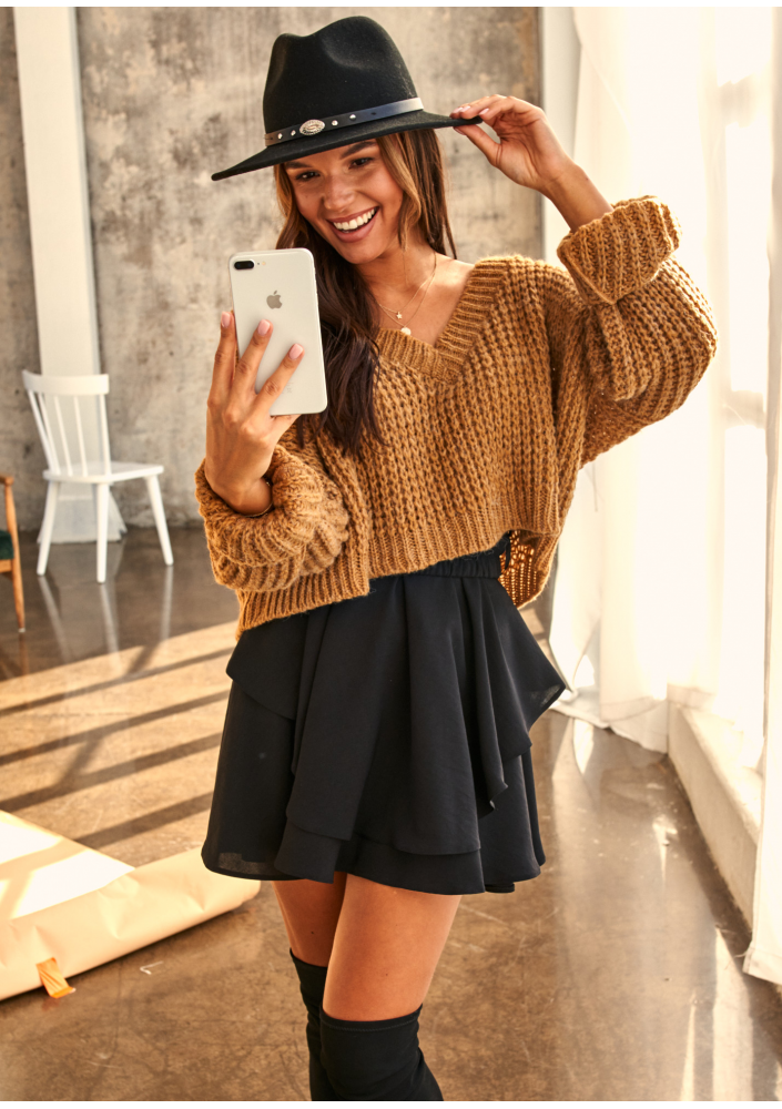 Sweter z moherem dekolt V Miodowy  A40 ILM