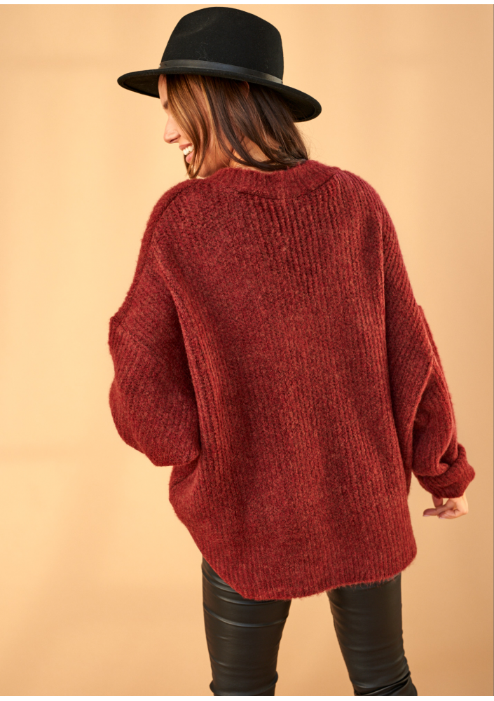 Sweter oversize z dekoltem V A006 Bordowy ILM