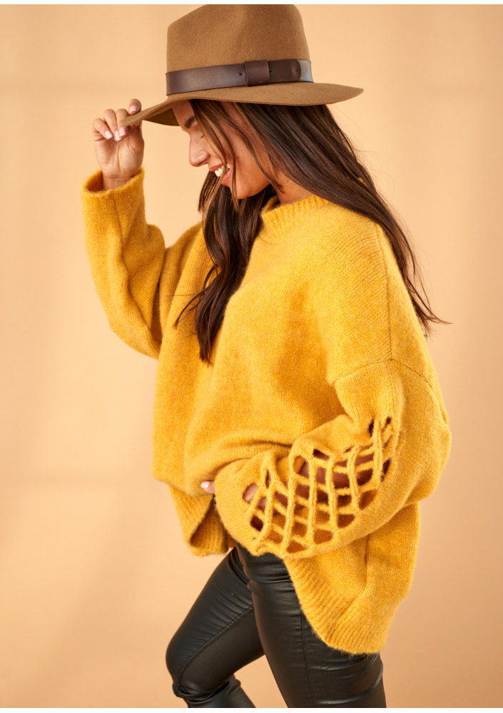 Sweter z rękawem ażurowym  A41 Musztardowy ILM