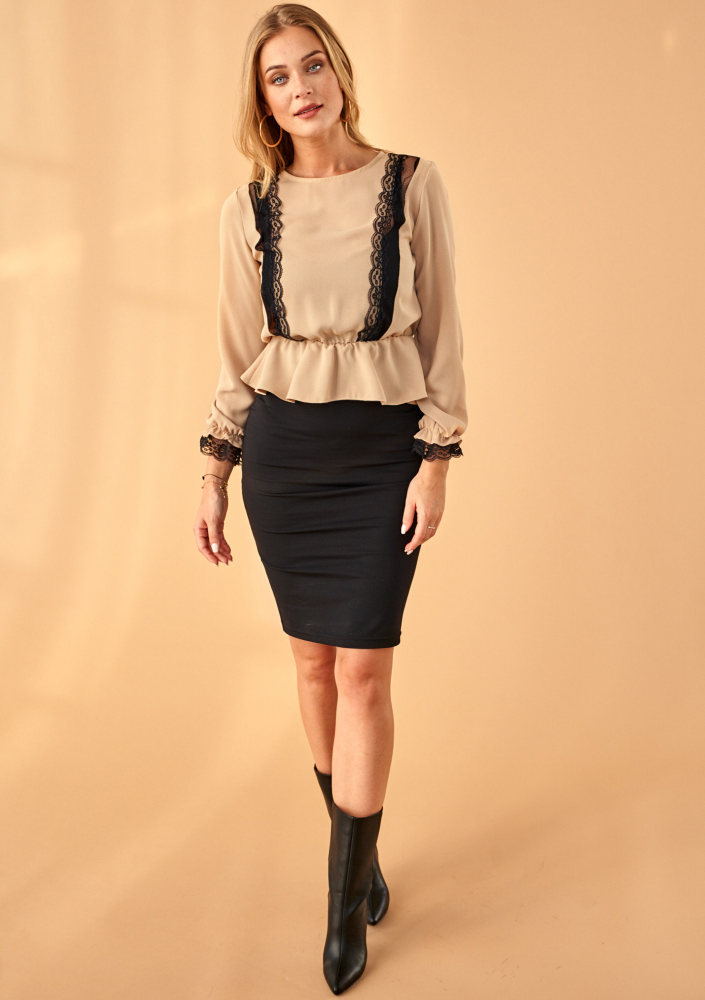 Bluzka z koronką Beżowa