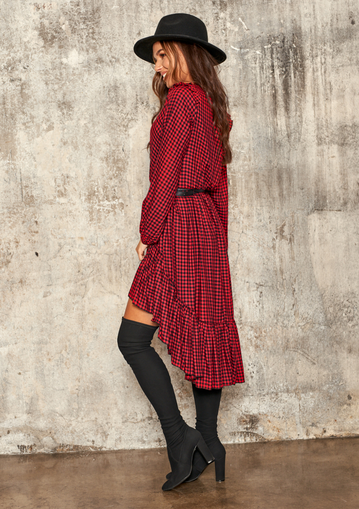 Asymetryczna sukienka z wiskozy w Kratkę