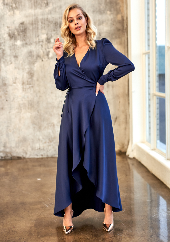 Kopertowa sukienka z asymetrią Premium Granatowa