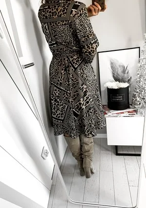 Sukienka midi z wiązaniem Patchwork Wild