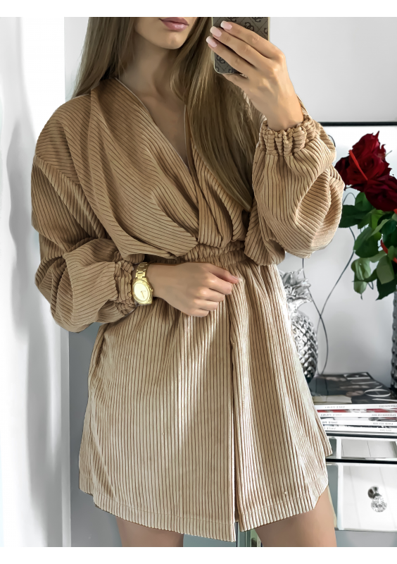 Kopertowa sukienka ze sztruksu Beżowa