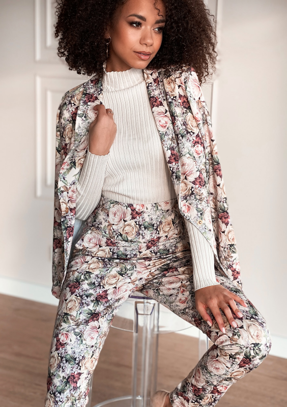 Klasyczne spodnie powder Flowers print