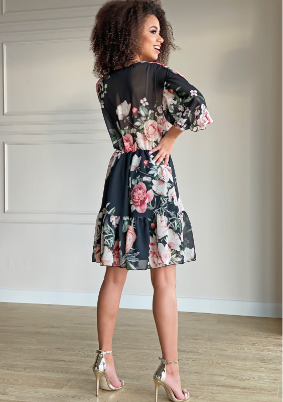Sukienka z szyfonu w kwiaty Czarna