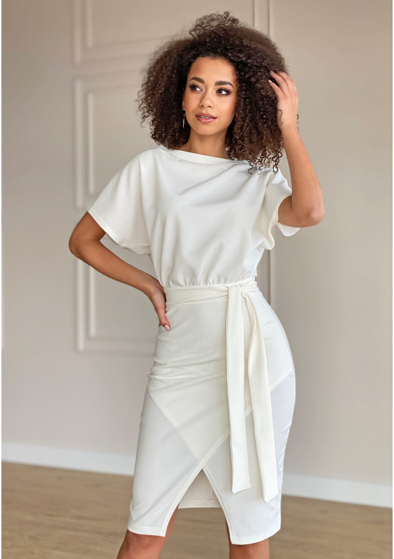 Sukienka midi z kimonową górą Kremowa