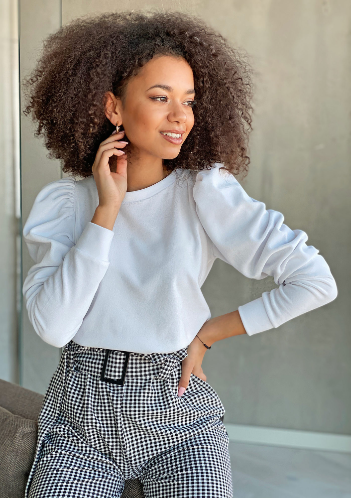 SWETEREK Z APLIKACJĄ DEER